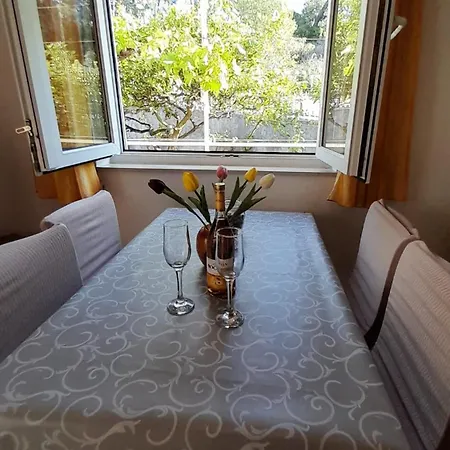 Apartment On The Trogir